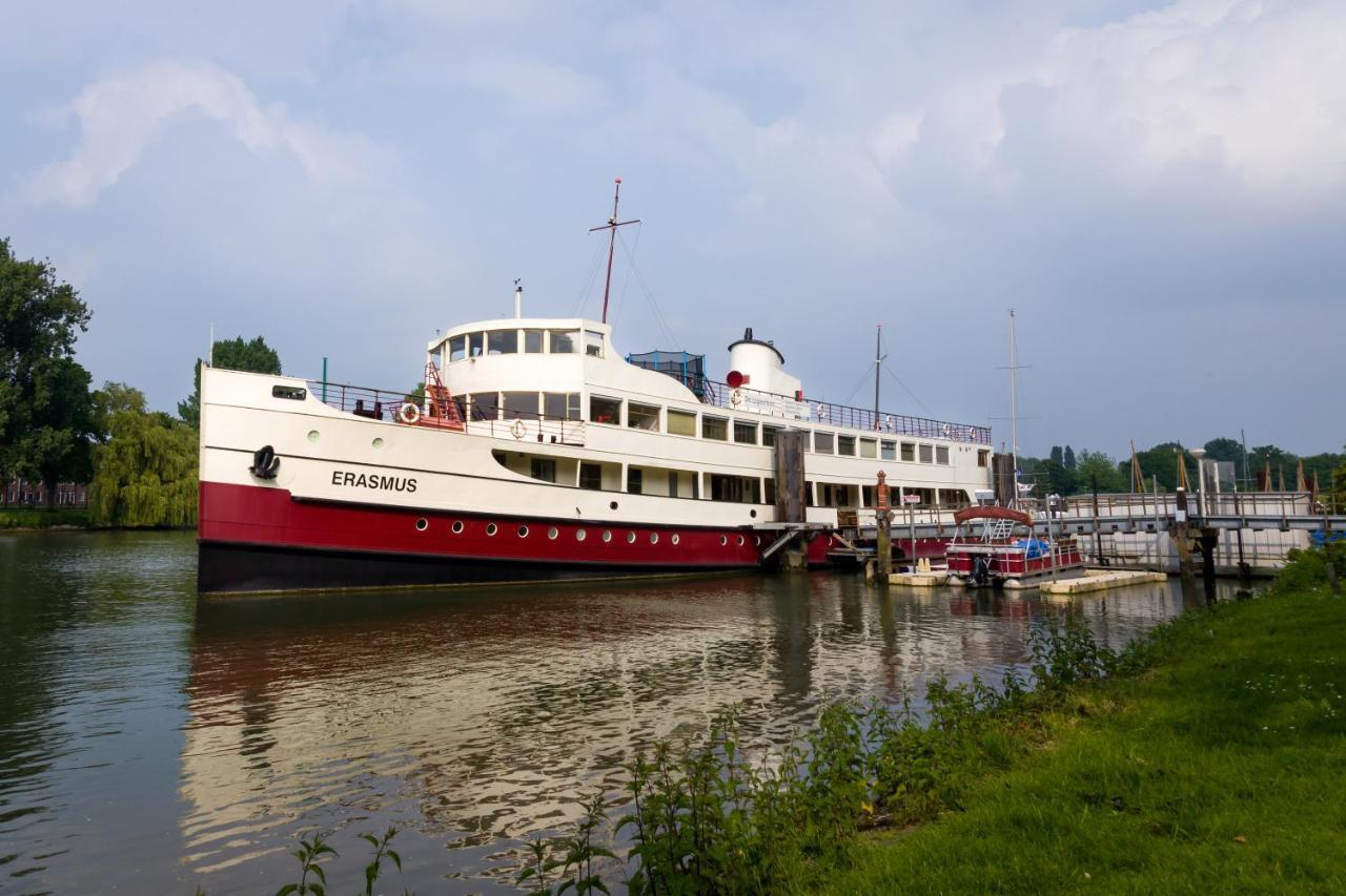 Bed and Breakfast De Logeerboot Dordrecht Exterior foto