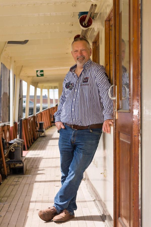 Bed and Breakfast De Logeerboot Dordrecht Exterior foto