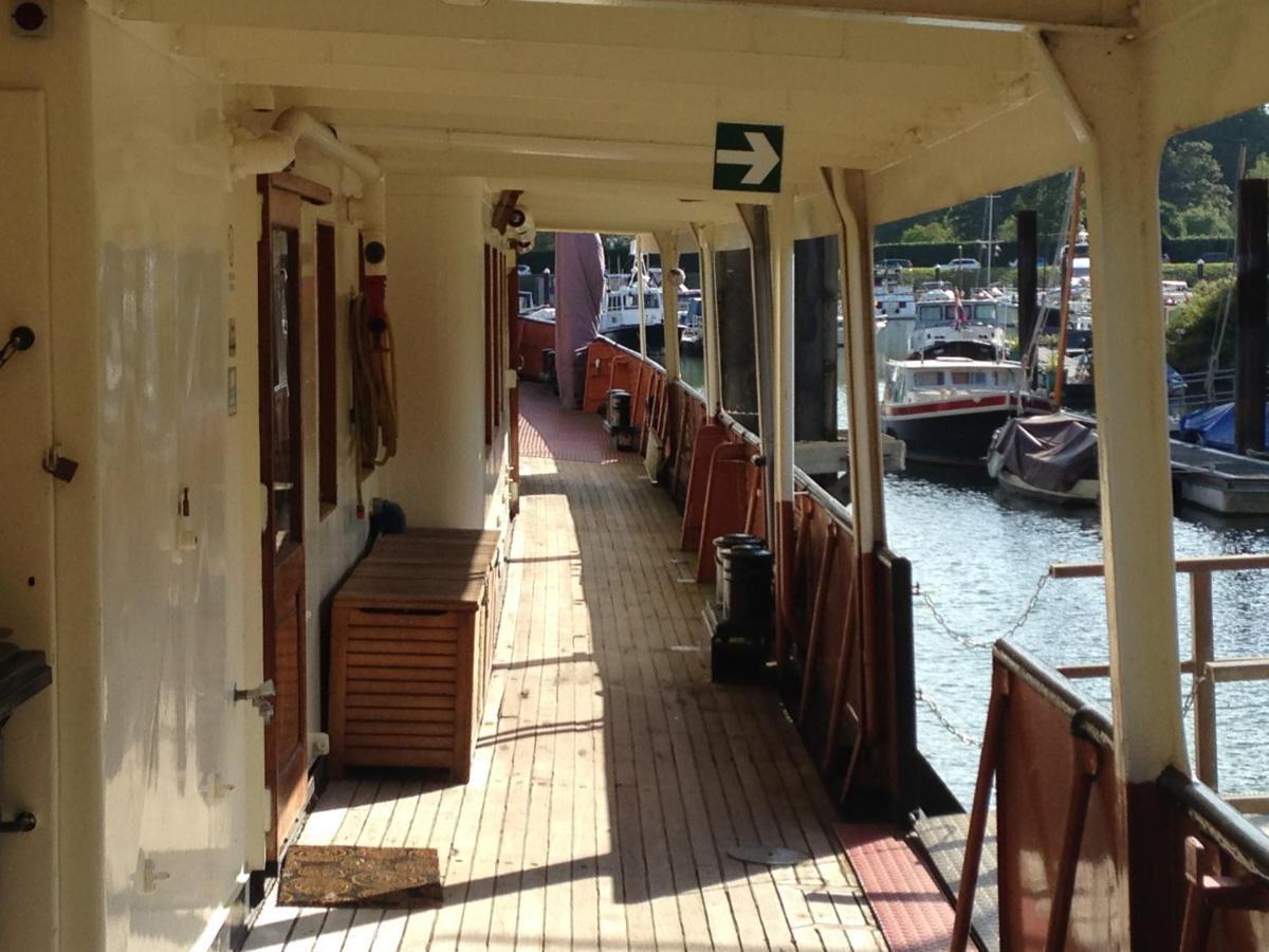 Bed and Breakfast De Logeerboot Dordrecht Exterior foto