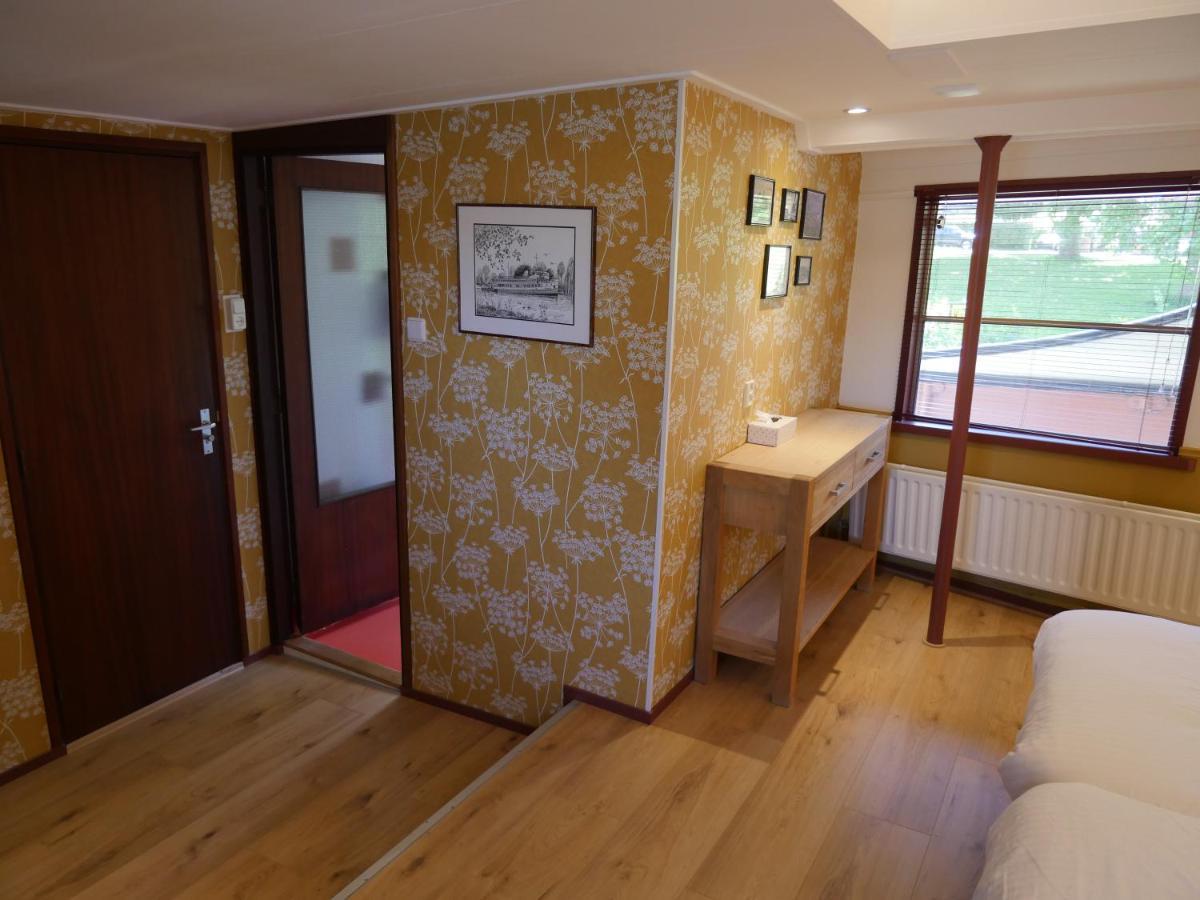 Bed and Breakfast De Logeerboot Dordrecht Exterior foto